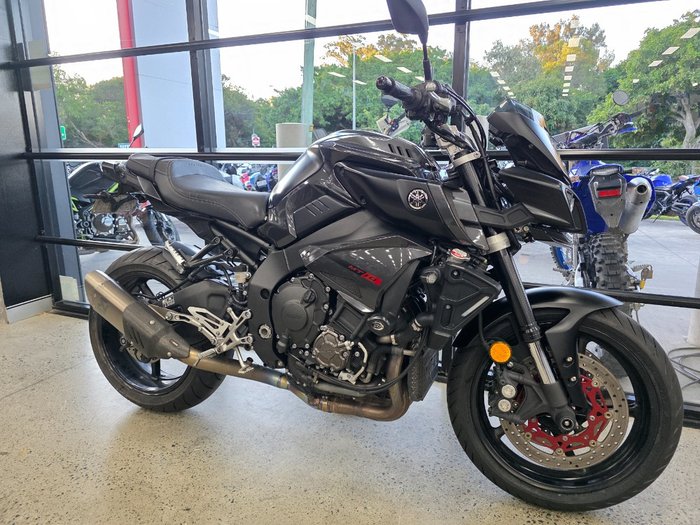 2017 Yamaha MT-10A BLACK