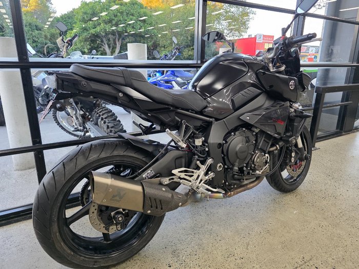 2017 Yamaha MT-10A BLACK