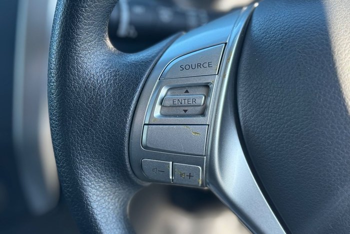 2020 Nissan Navara RX
