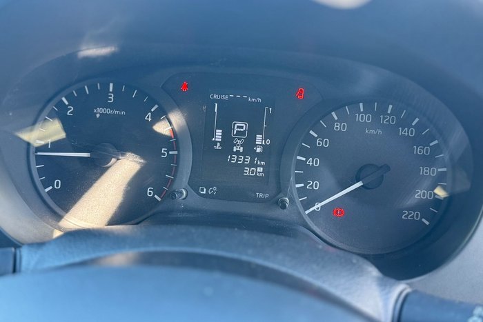 2020 Nissan Navara RX