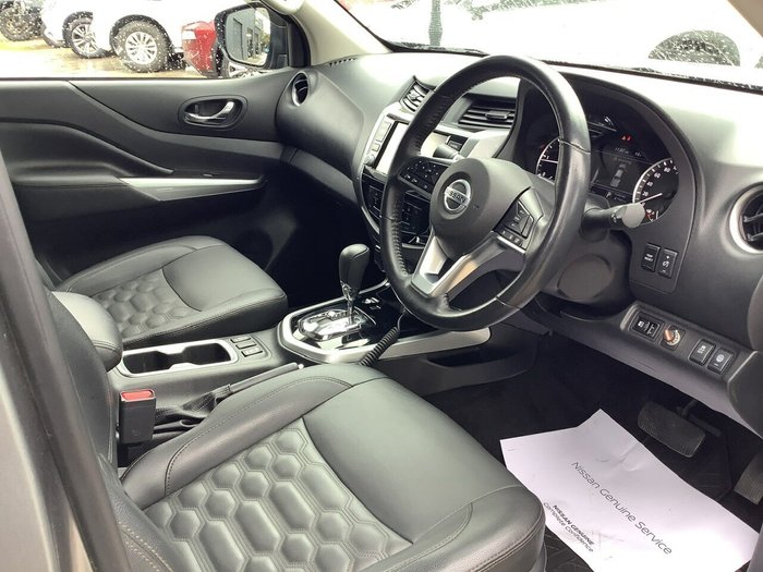 2022 Nissan Navara ST-X