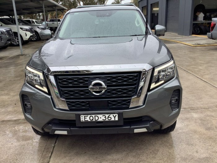 2022 Nissan Navara ST-X