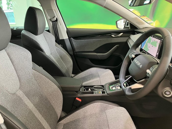 2025 SKODA Octavia 110TSI Select NX MY25 Moon White