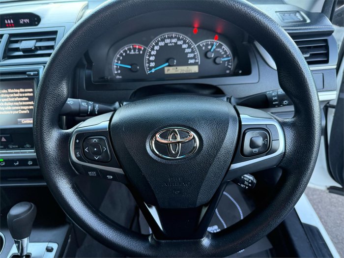 2016 Toyota Camry Altise