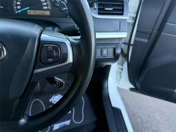 2016 Toyota Camry Altise