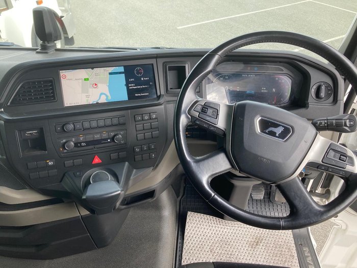 2022 MAN Ex Demo Big Cab 500+ Hp With Drive Line Warranty Till 6/27 TGX 26-510