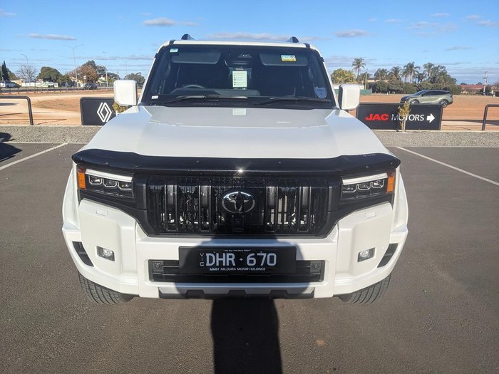 2024 Toyota Landcruiser Prado VX