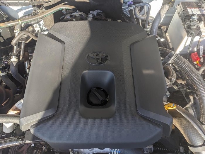 2024 Toyota Landcruiser Prado VX