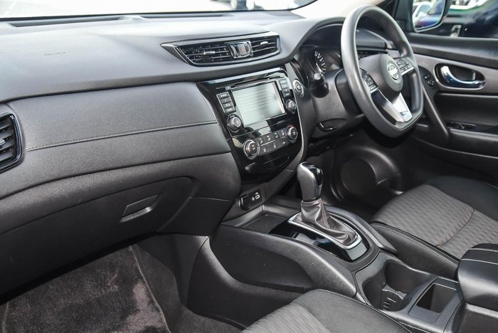 2022 Nissan X-TRAIL ST