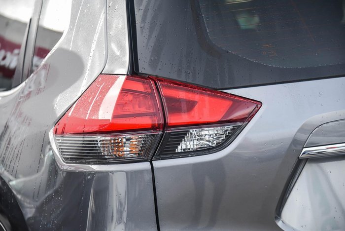 2022 Nissan X-TRAIL ST