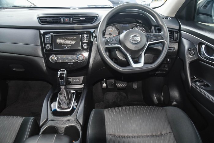 2022 Nissan X-TRAIL ST