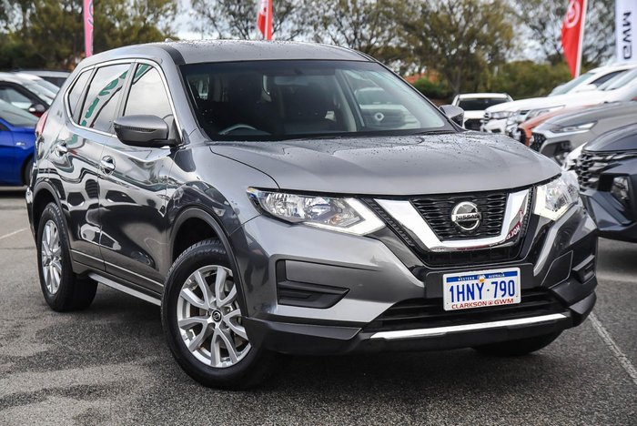 2022 Nissan X-TRAIL ST