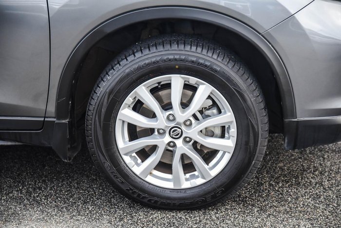 2022 Nissan X-TRAIL ST