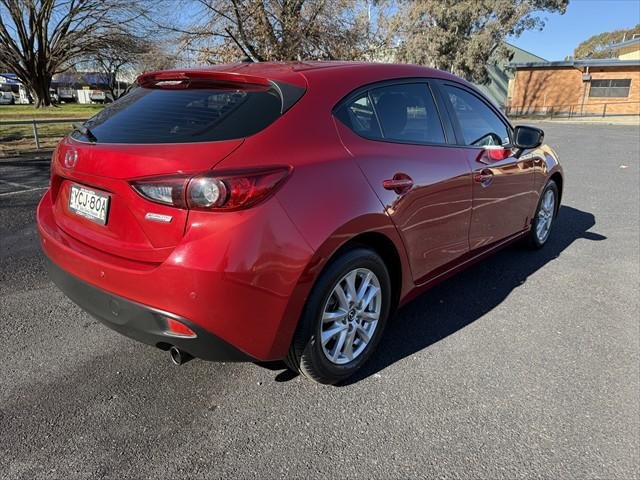 2015 Mazda 3 Neo