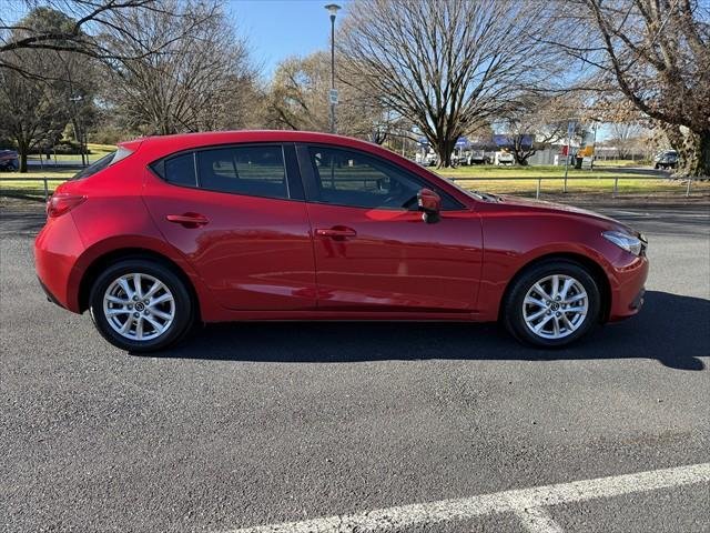 2015 Mazda 3 Neo