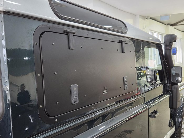 2016 Land Rover Defender