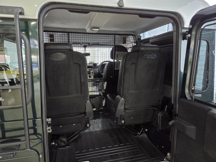 2016 Land Rover Defender 