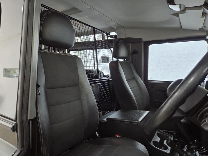 2016 Land Rover Defender 