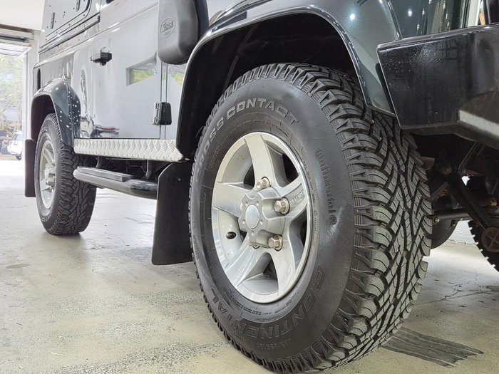 2016 Land Rover Defender 