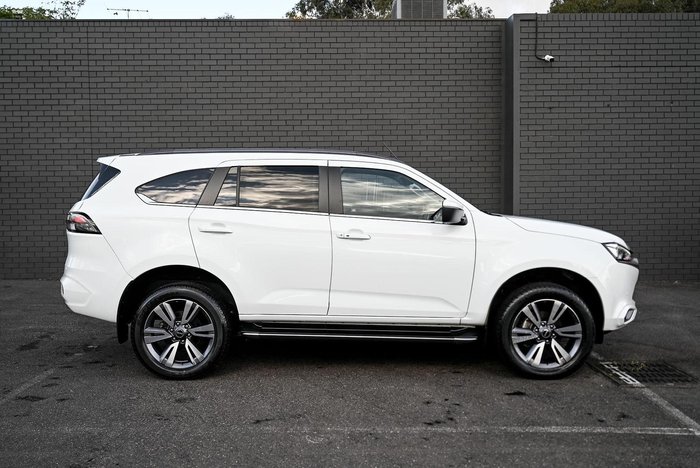 2022 Isuzu MU-X LS-T