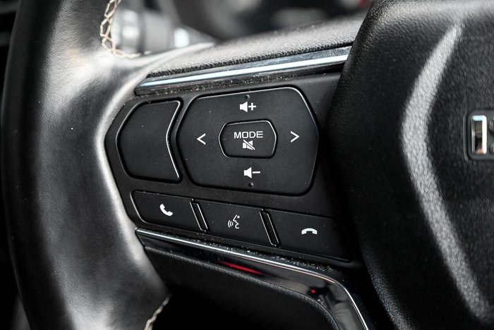 2022 Isuzu MU-X LS-T