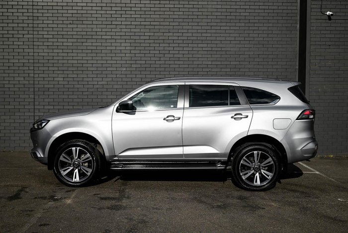 2022 Isuzu MU-X LS-T