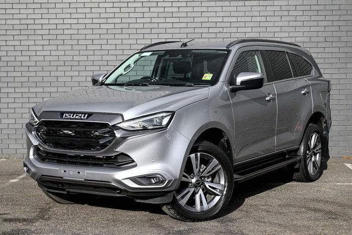 2022 Isuzu MU-X LS-T