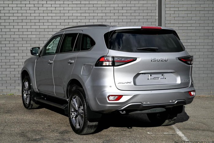 2022 Isuzu MU-X LS-T