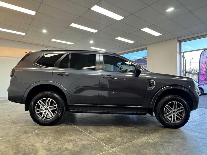 2022 Ford Everest Trend
