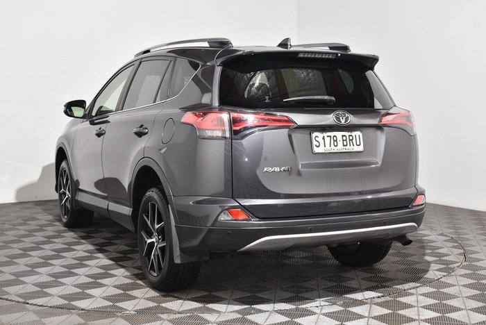 2017 Toyota RAV4 GXL