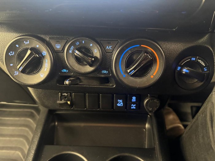 2022 Toyota Hilux SR GUN126R 4X4 Dual Range Glacier White