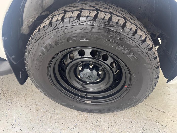 2022 Toyota Hilux SR GUN126R 4X4 Dual Range Glacier White