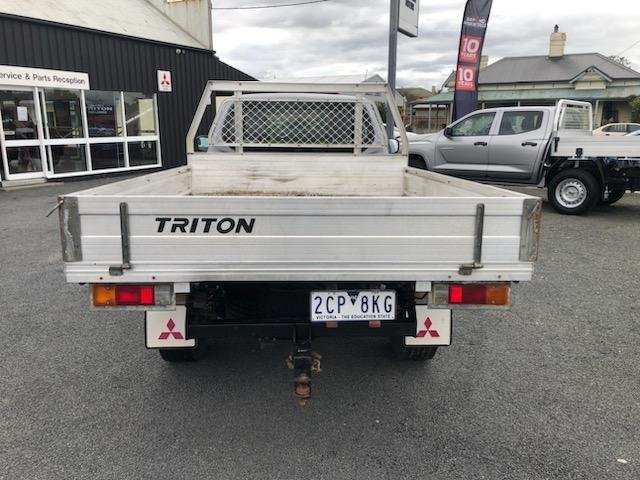 2014 Mitsubishi Triton GLX