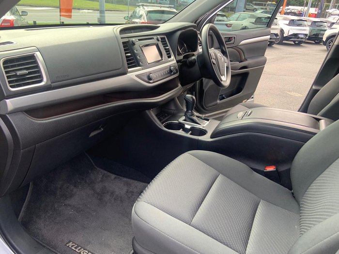 2016 Toyota Kluger GX