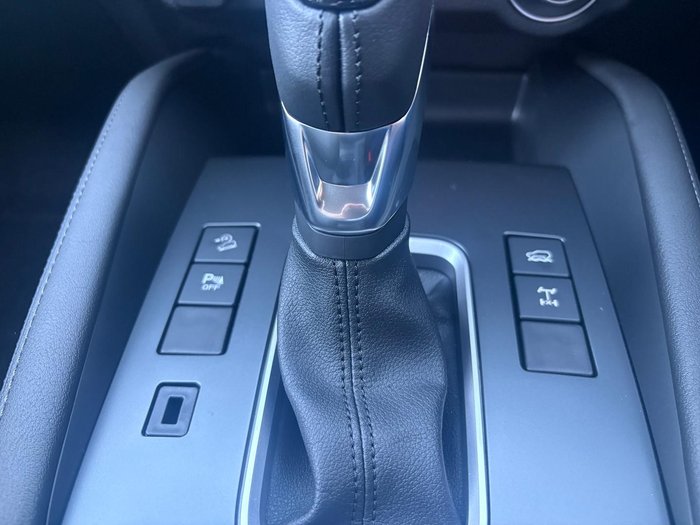 2025 Mazda BT-50 XTR