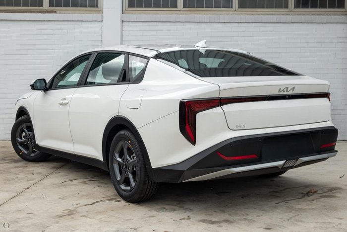 2025 Kia K4 S