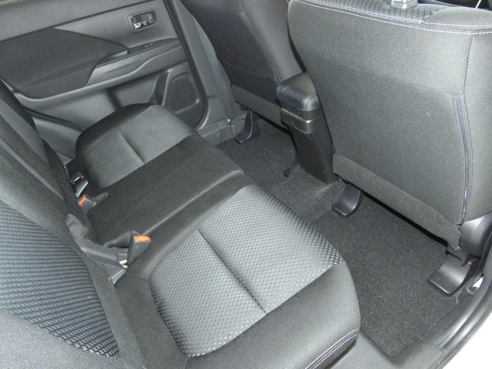 2015 Mitsubishi Outlander XLS