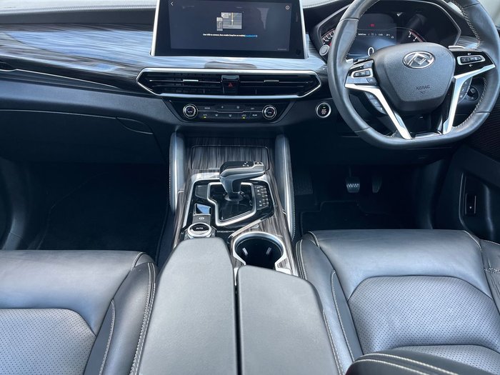 2021 LDV D90
