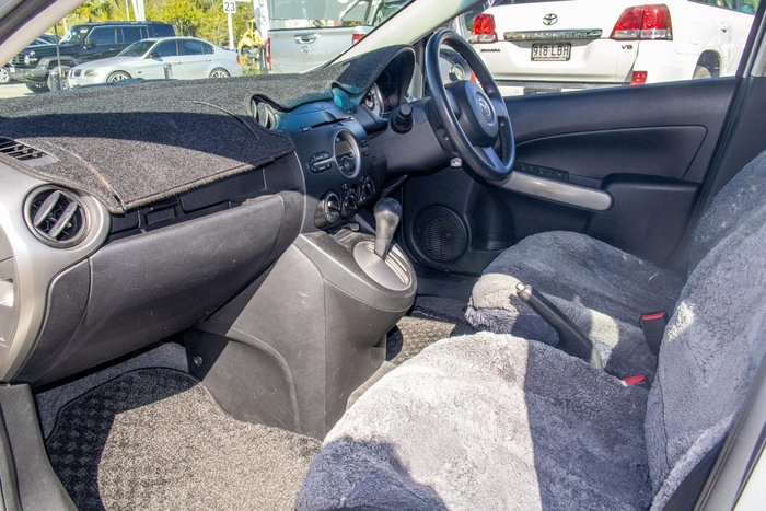 2010 Mazda 2 Neo