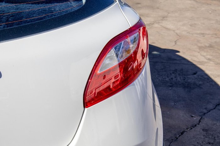 2010 Mazda 2 Neo