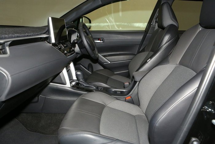 2024 Toyota Corolla Cross GXL
