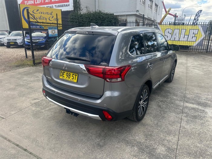 2017 MITSUBISHI OUTLANDER LS SAFETY PACK (4x4) 7 SEATS