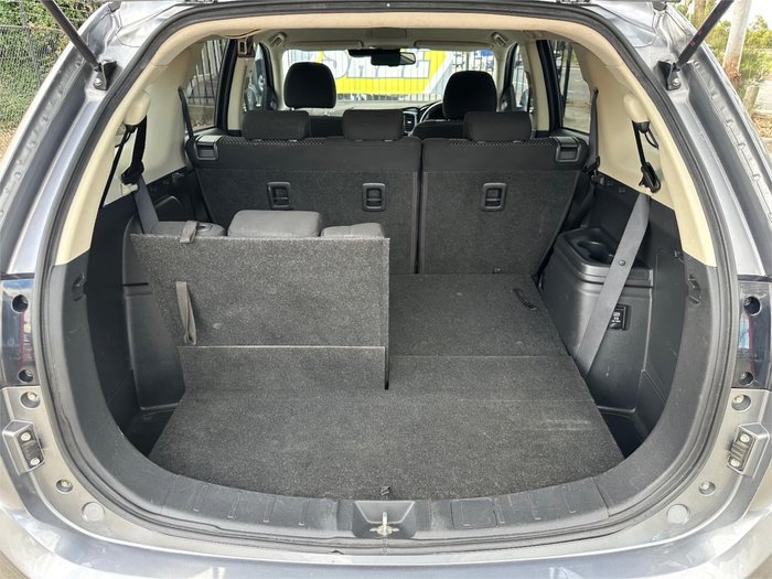 2017 MITSUBISHI OUTLANDER LS SAFETY PACK (4x4) 7 SEATS
