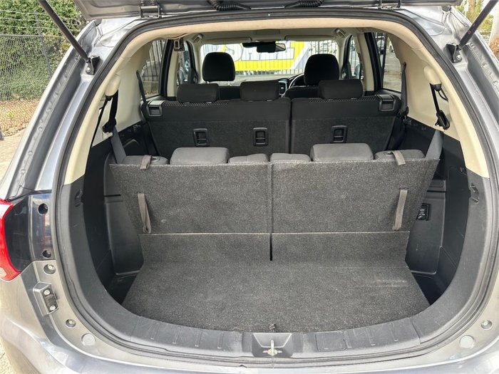 2017 MITSUBISHI OUTLANDER LS SAFETY PACK (4x4) 7 SEATS