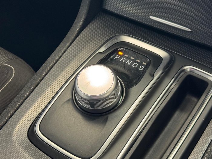 2021 Chrysler 300 SRT Core