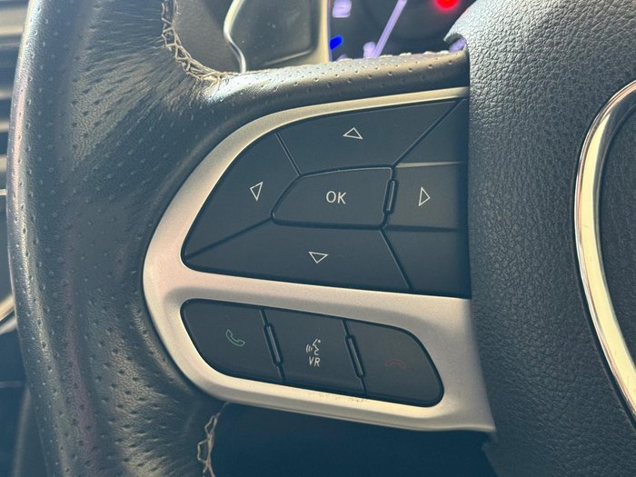 2021 Chrysler 300 SRT Core