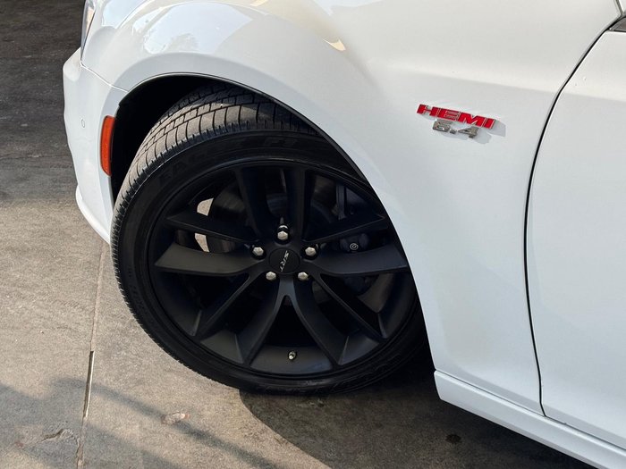 2021 Chrysler 300 SRT Core