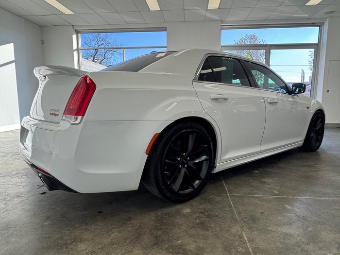 2021 Chrysler 300 SRT Core