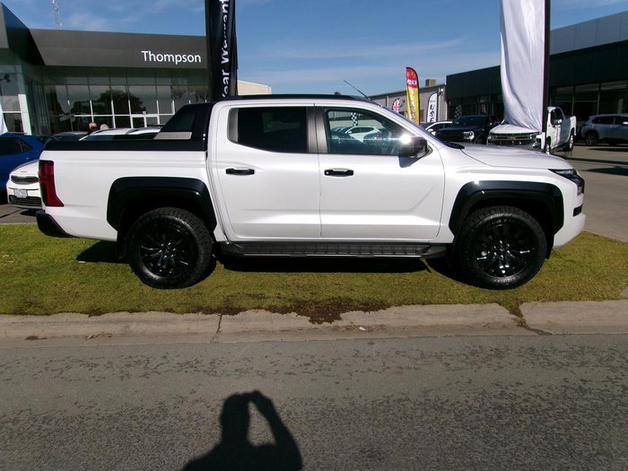 2024 Mitsubishi Triton GSR