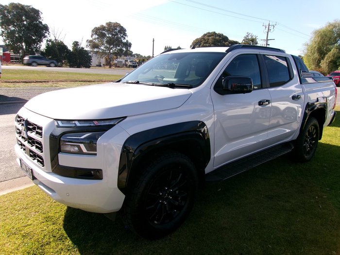 2024 Mitsubishi Triton GSR
